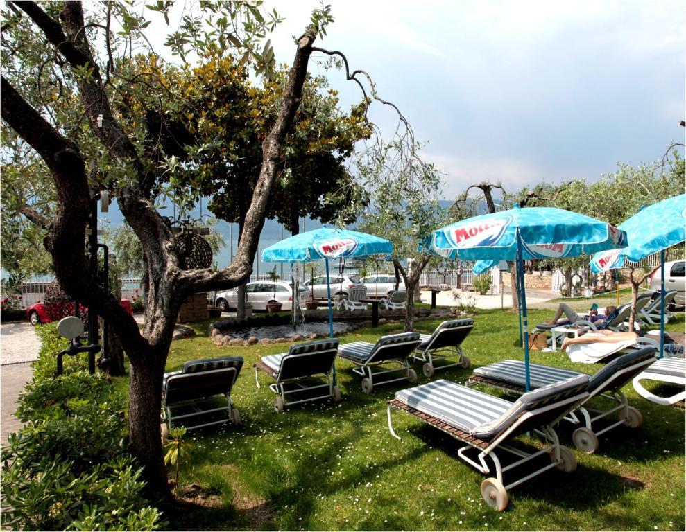 Hotel Fraderiana Torri Del Benaco Room photo