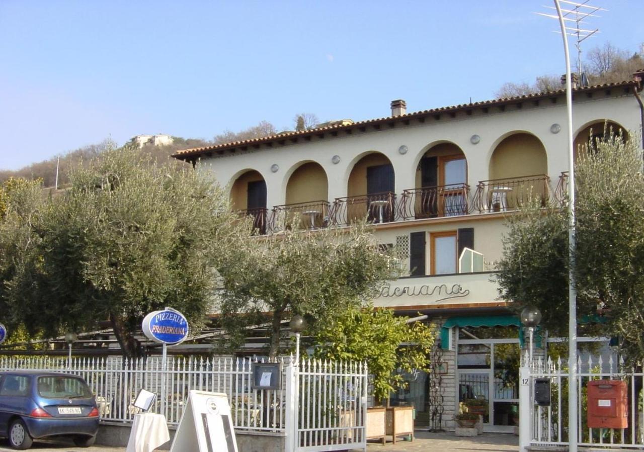 Hotel Fraderiana Torri Del Benaco Exterior photo